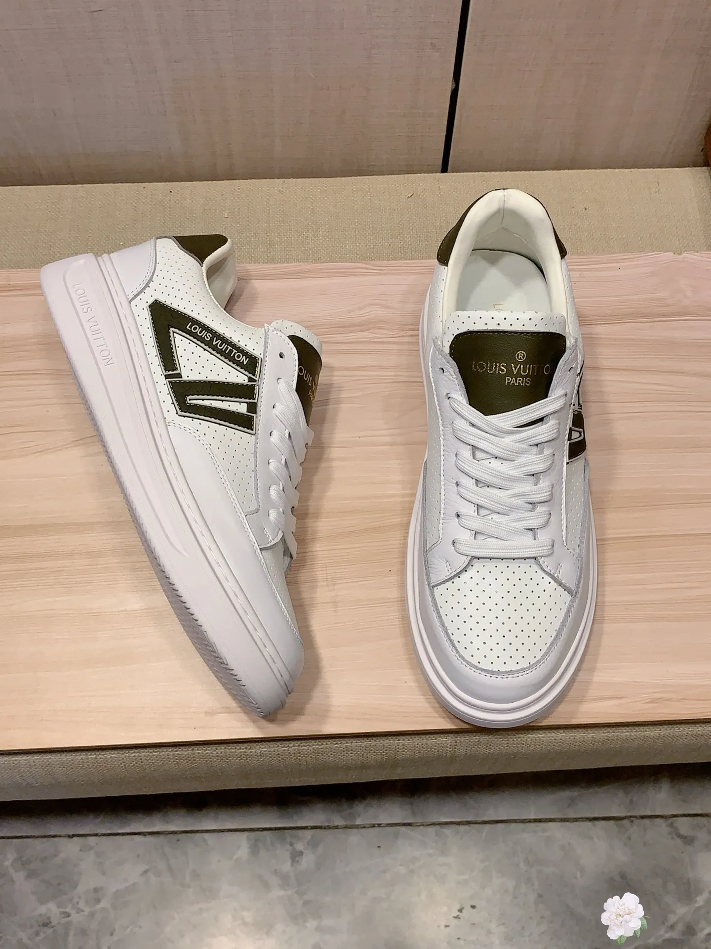 Men's Men's Shoes 💰420💰💰🎩🎩[Lightning][Lightning] "Lv*" The latest and most popular casual shoes, top brands [Seduce] Luxury ~ Purchasing Agency, Top ~ Quality. [Strong] The upper is made of imported breathable cowhide with material ➕ breathable sheepskin feet (•) and fine workmanship. Original stylish and stylish soft rubber wear-resistant and non-slip outsole, light and comfortable on the feet, the real thing looks better when taken in real life, 413: code: 38-44, 6️⃣ colors selected